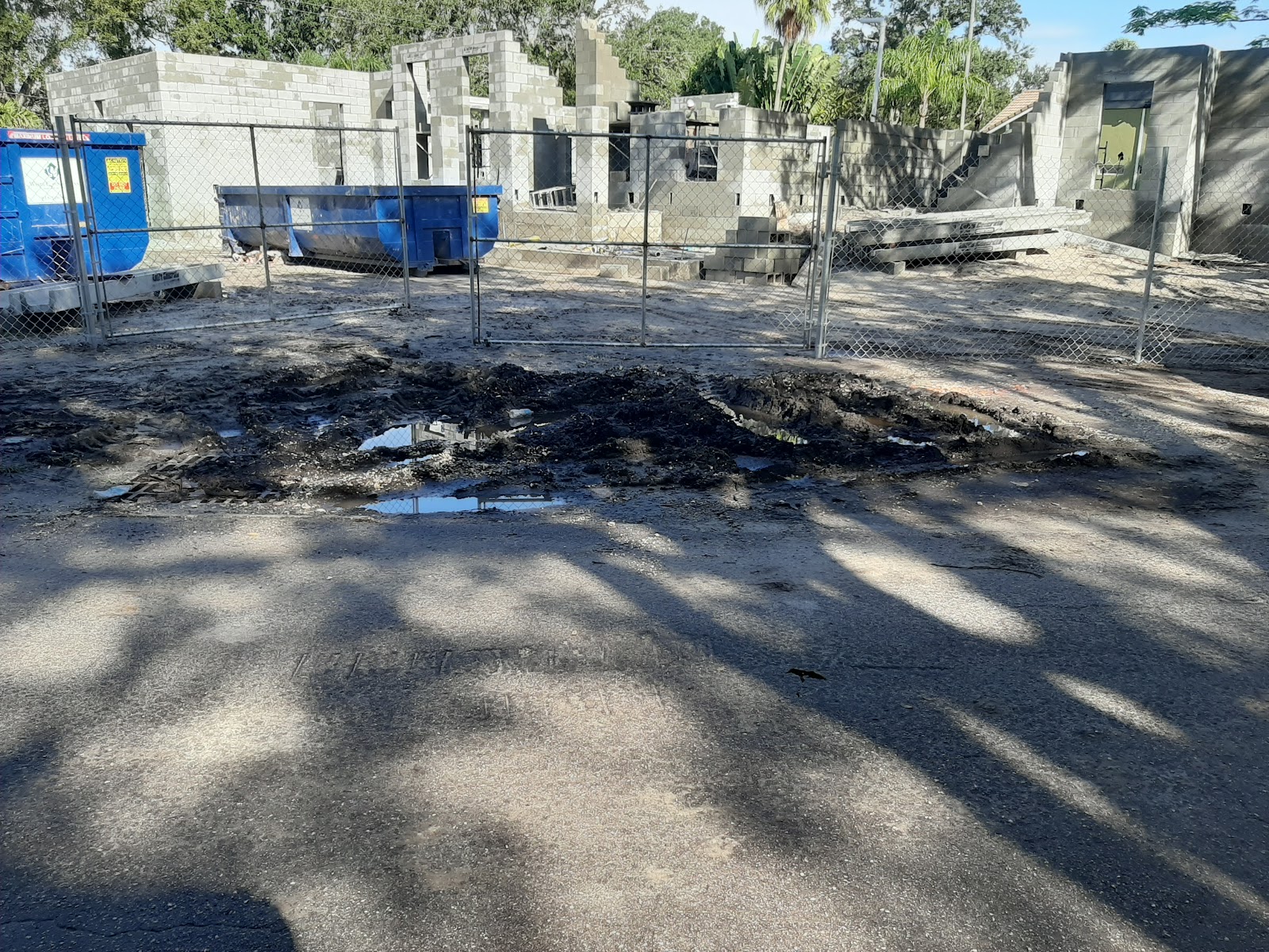 Chain-Link Temporary fence installation in Tampa, FL — Vilo Fence