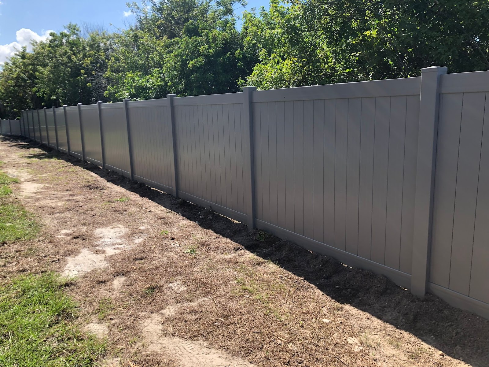 PVC Privacy Dark Gray fence installation in Tampa, FL — Vilo Fence